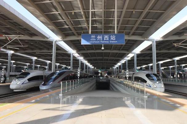 蘭州貨運(yùn)鐵路示意圖片蘭州貨運(yùn)列車(chē)